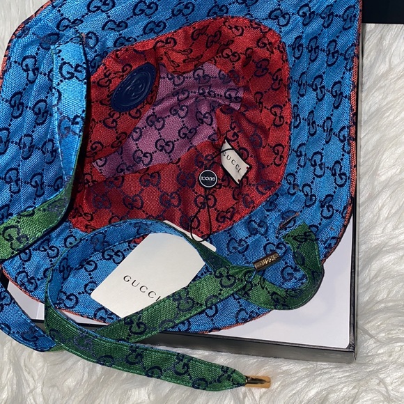 Hat - Picture 4 of 4